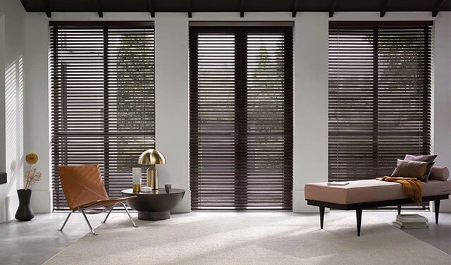 WOOD VENETIAN BLINDS